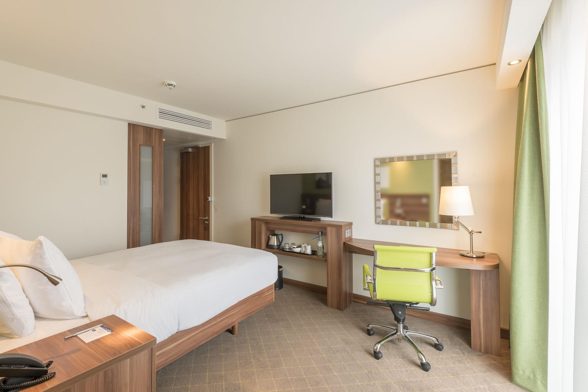 Hampton By Hilton Munich City West Buitenkant foto