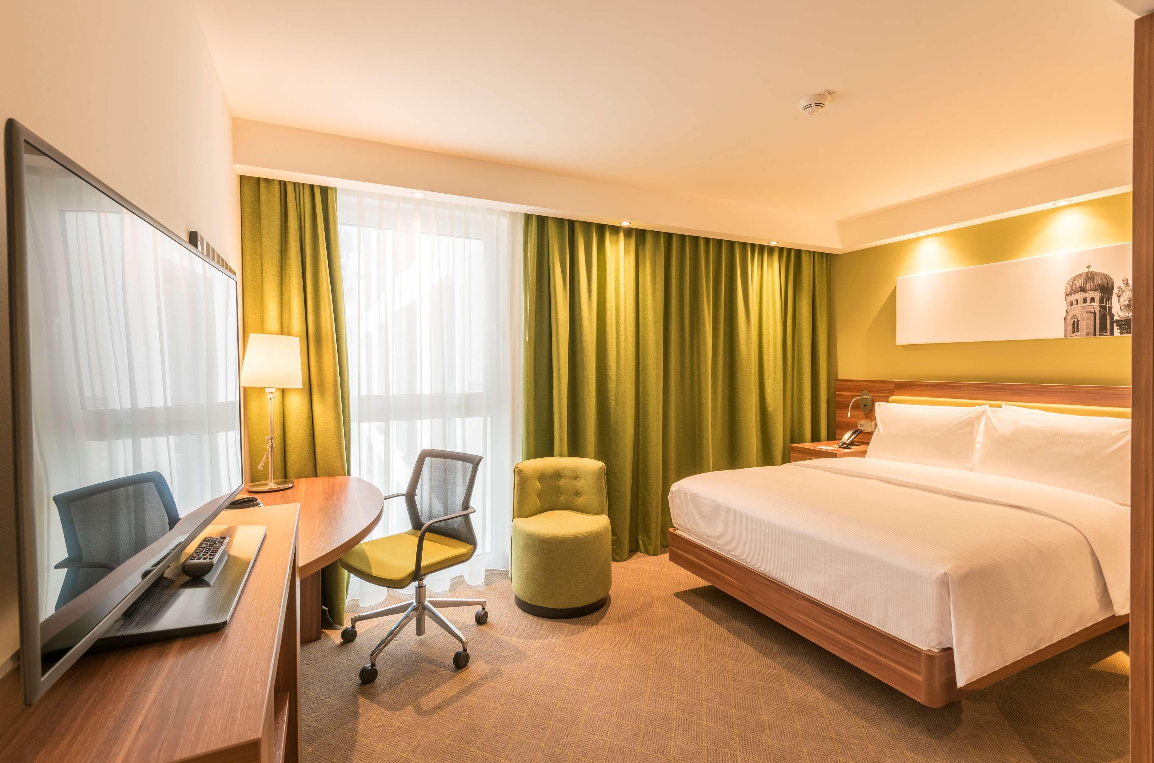 Hampton By Hilton Munich City West Buitenkant foto