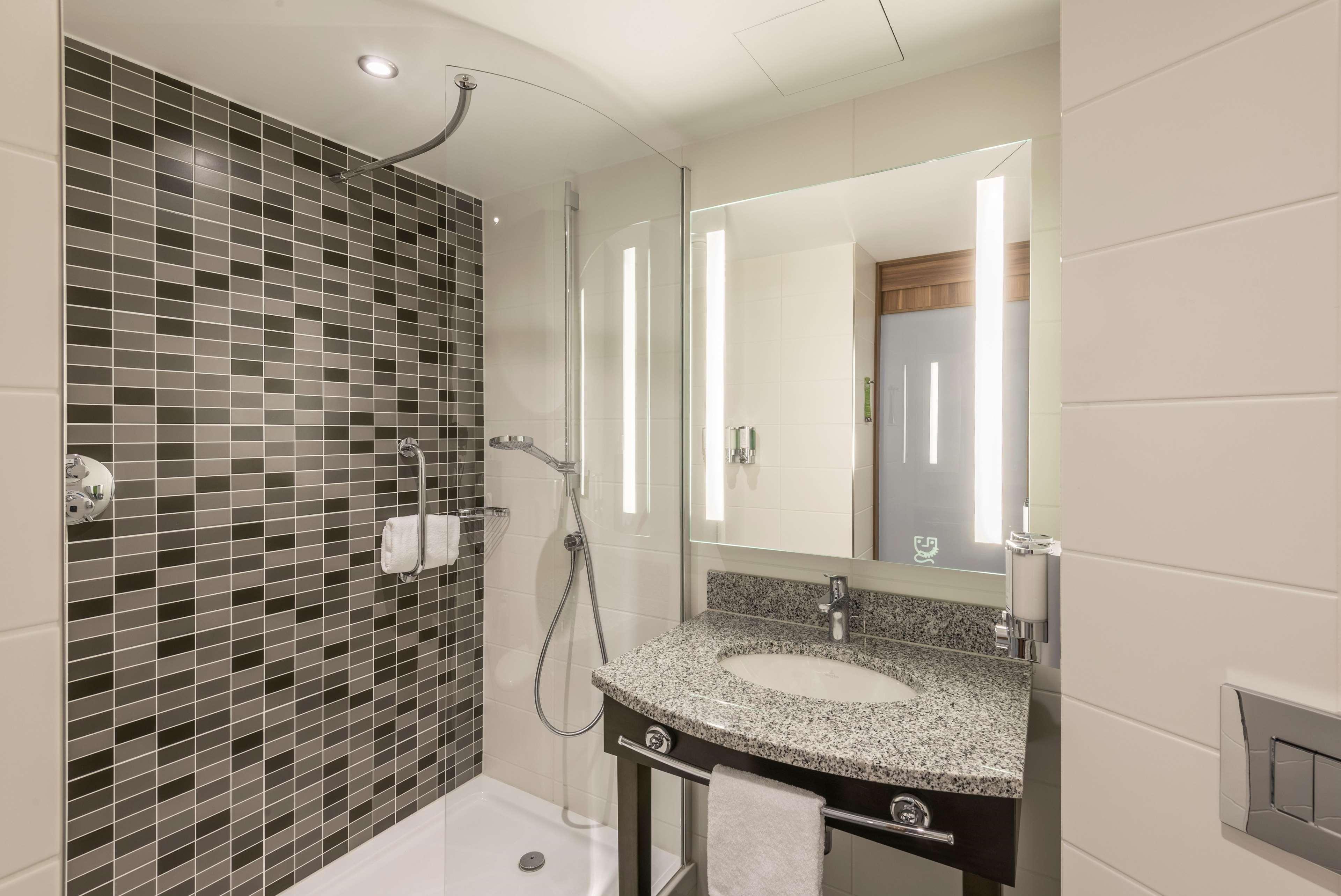 Hampton By Hilton Munich City West Buitenkant foto