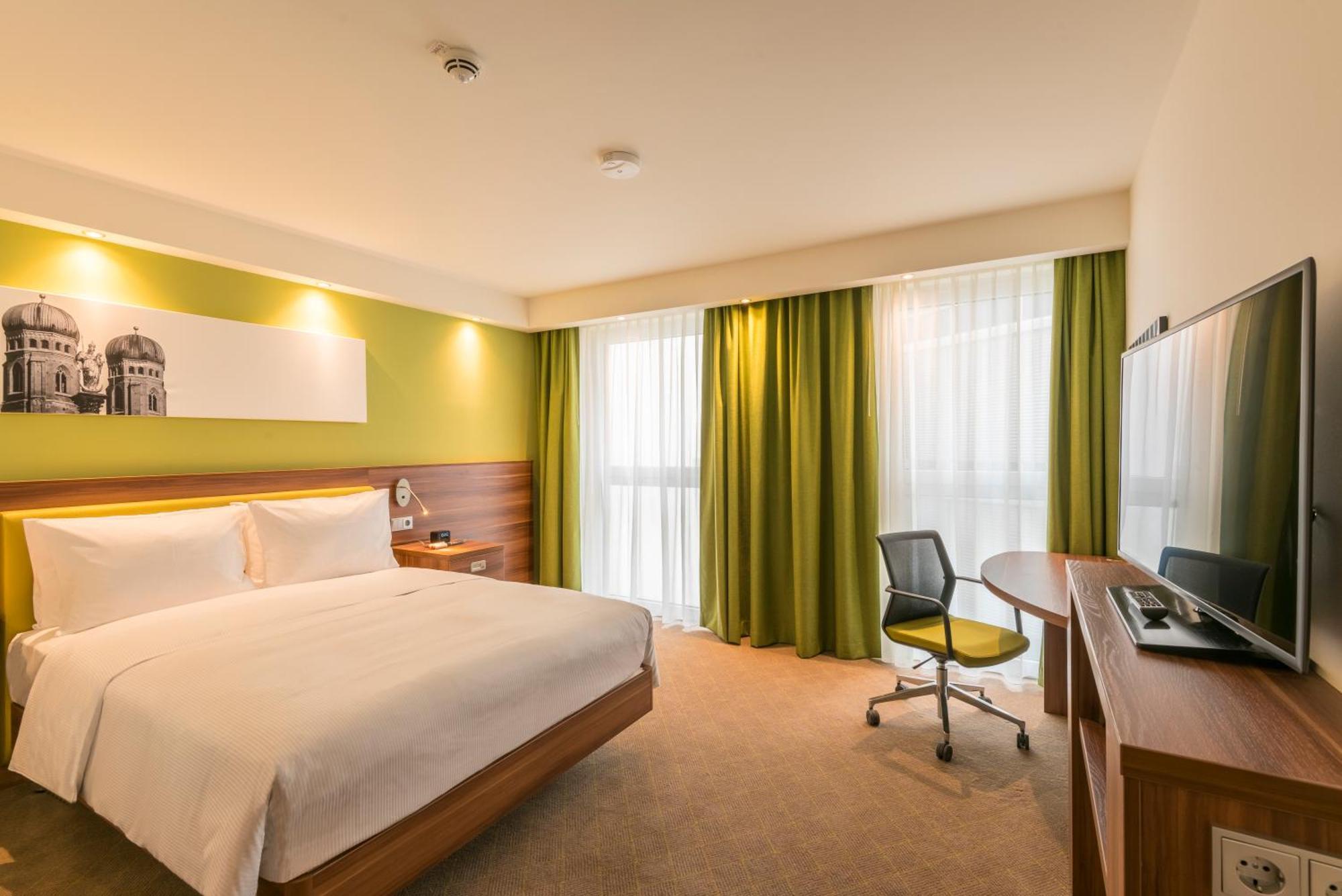 Hampton By Hilton Munich City West Buitenkant foto