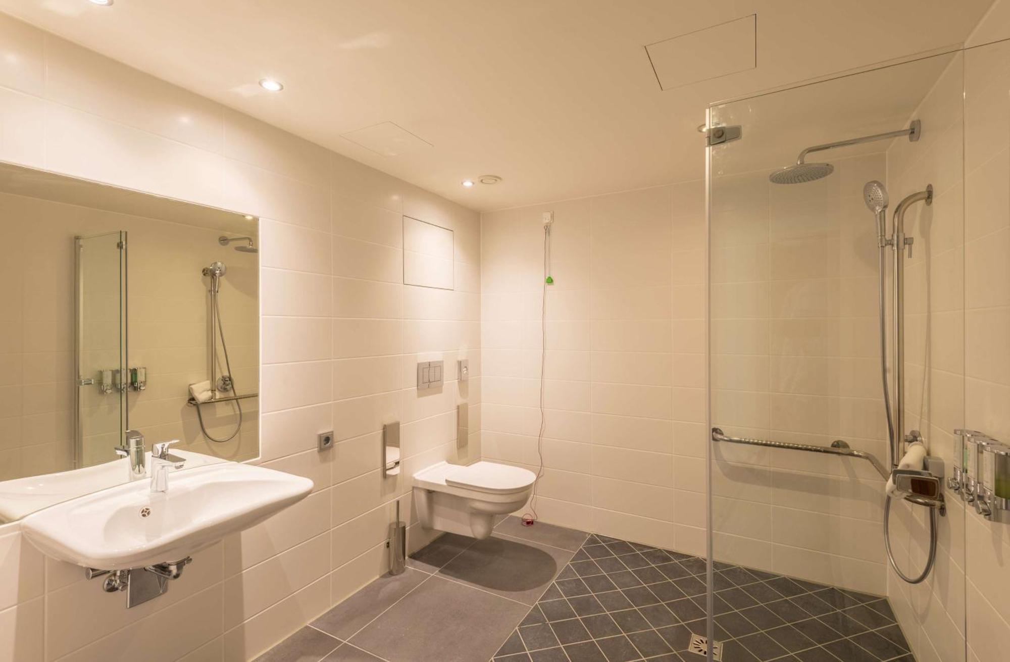 Hampton By Hilton Munich City West Buitenkant foto