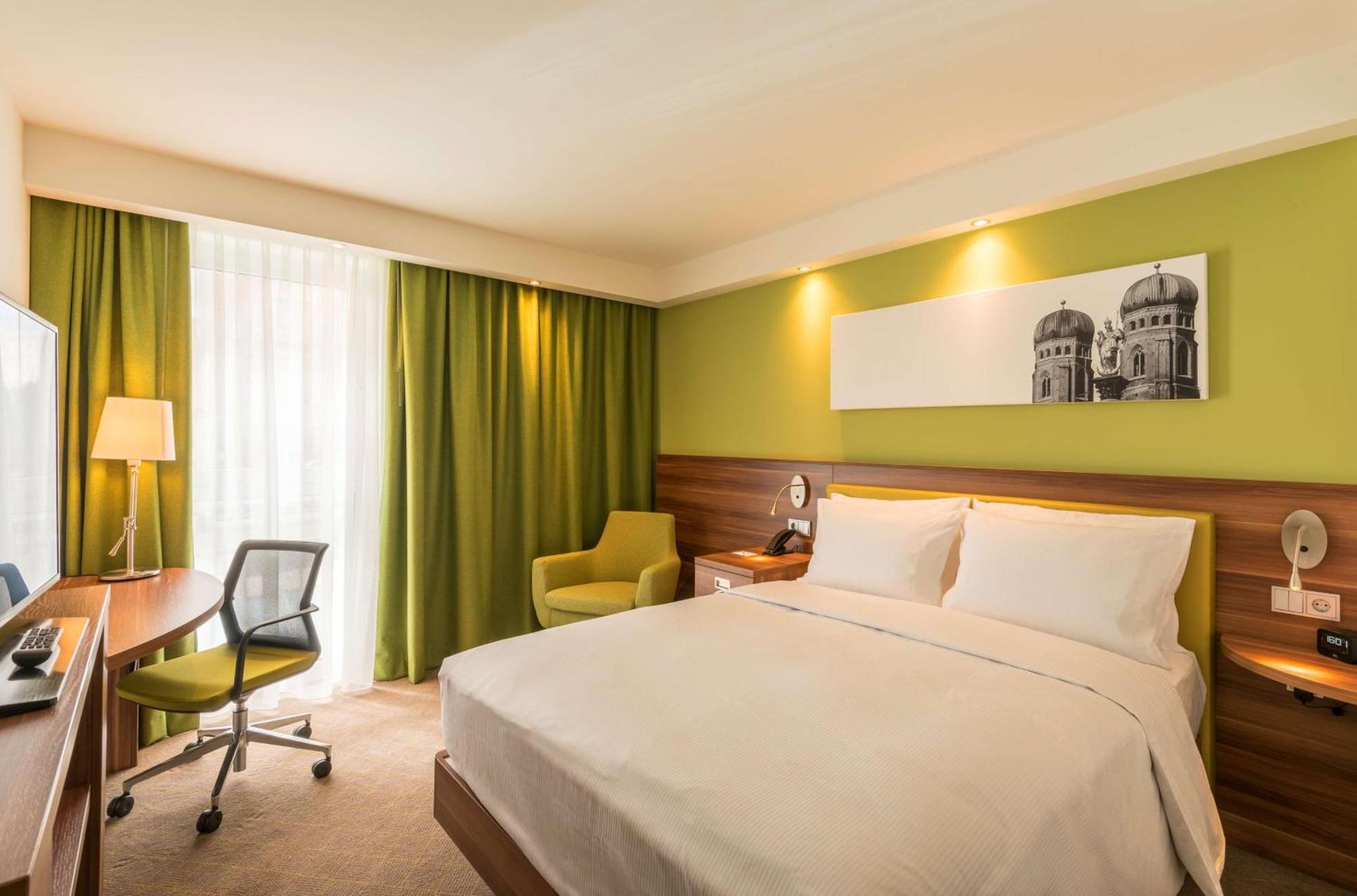 Hampton By Hilton Munich City West Buitenkant foto